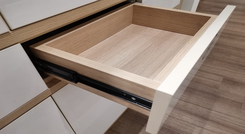 High Quality Drawer Rails